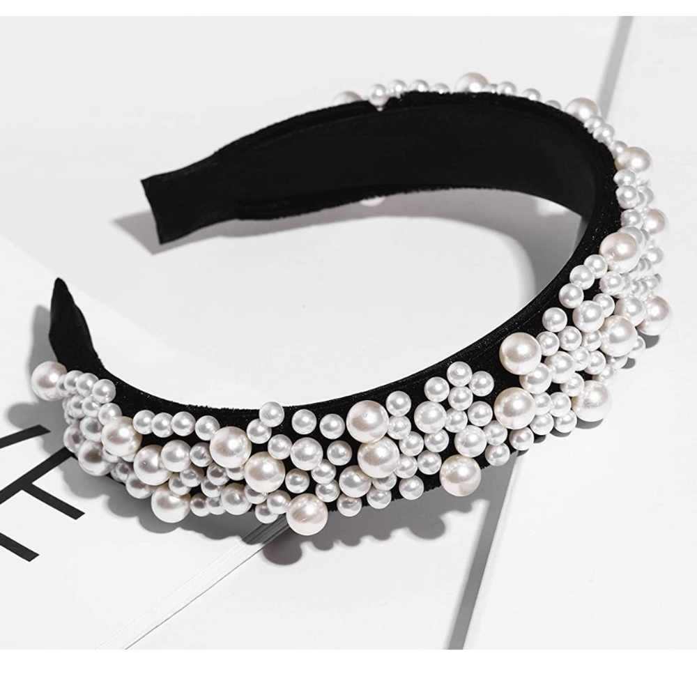 ⛔️SOLD⛔️ Pearl Headband